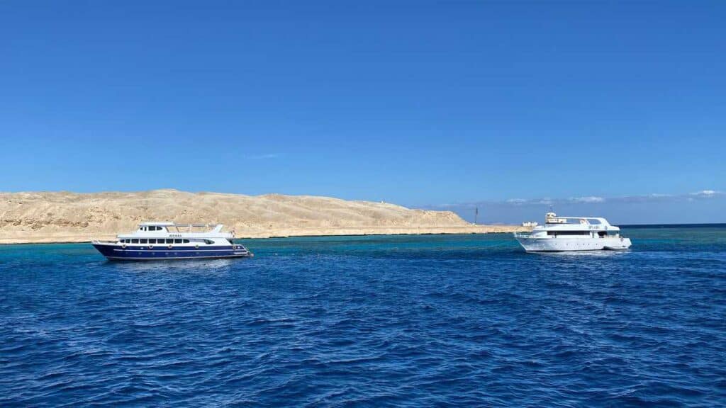 Introductory Scuba Diving Experience in Hurghada, Egypt 