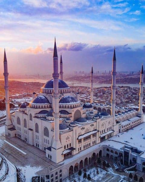 Best Mosques in Istanbul, Turkiye