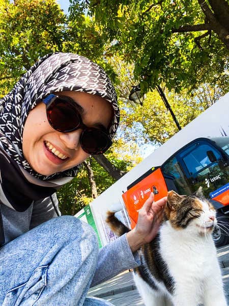 Muslim-Friendly Things To Do Alone in Istanbul