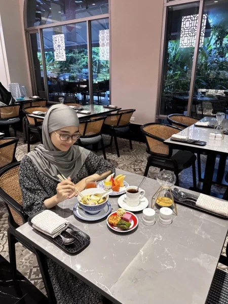 Dining alone comfortably in Muslim Friendly Malaysia