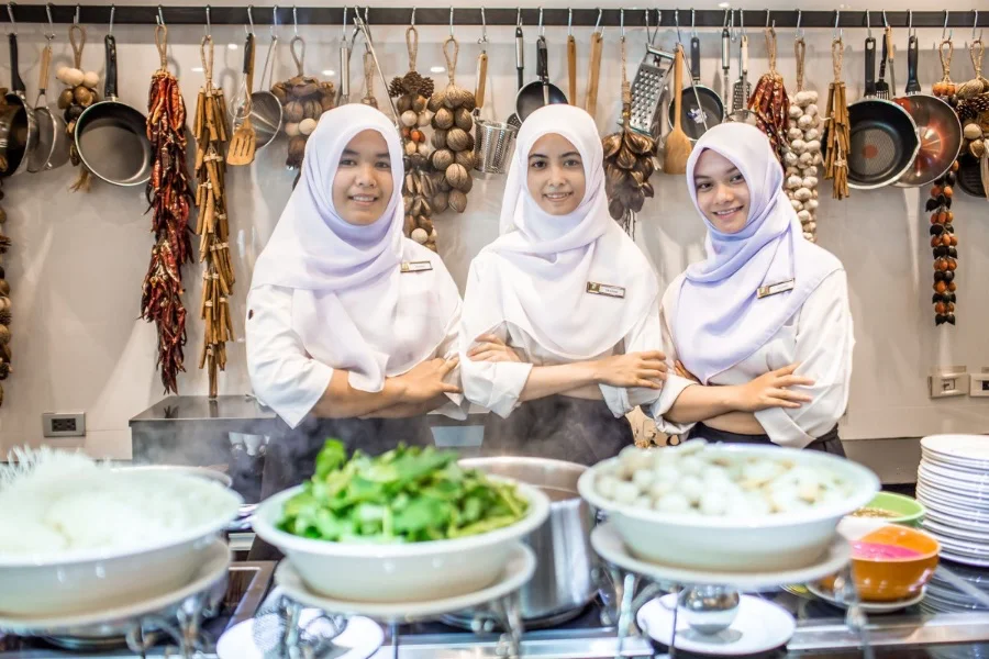 Halal buffet in Bangkok hotel